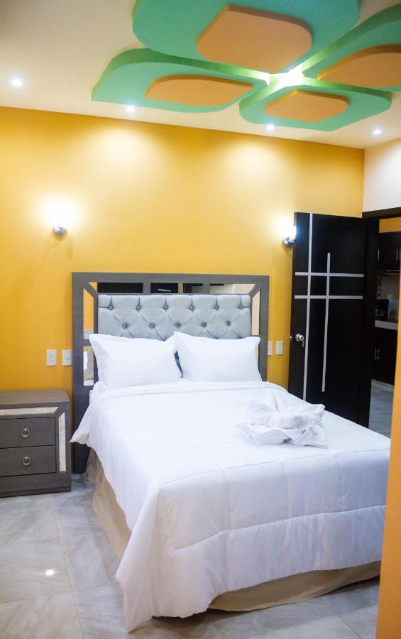 Apartamentos Michael ปาเลงเก ภายนอก รูปภาพ