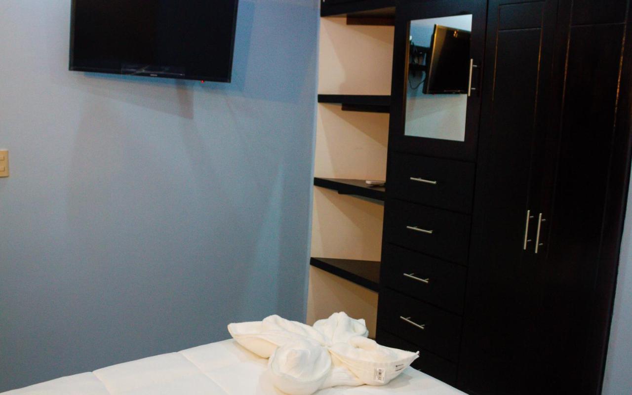 Apartamentos Michael ปาเลงเก ภายนอก รูปภาพ
