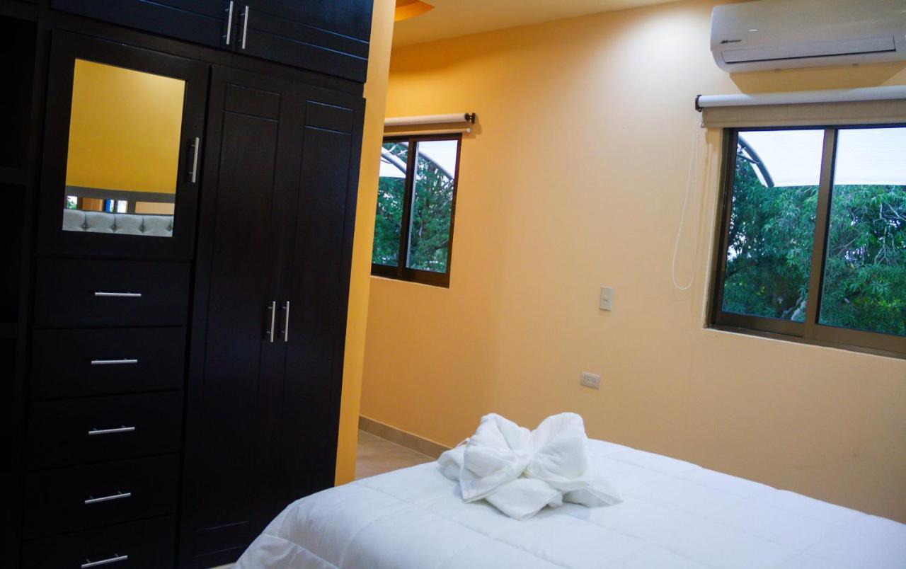Apartamentos Michael ปาเลงเก ภายนอก รูปภาพ