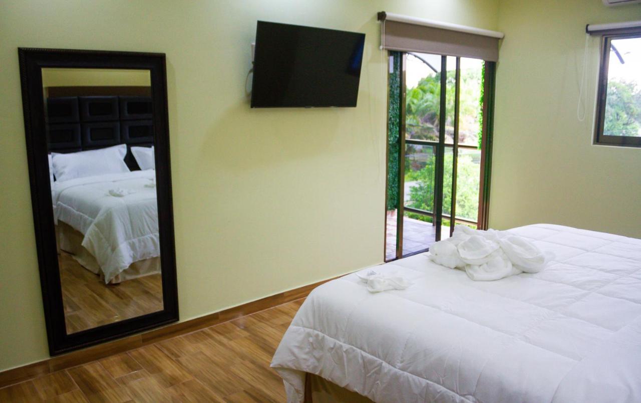 Apartamentos Michael ปาเลงเก ภายนอก รูปภาพ