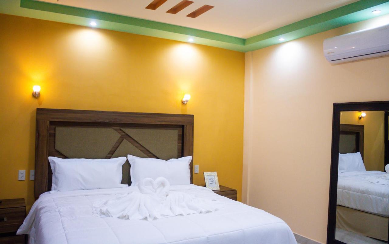 Apartamentos Michael ปาเลงเก ภายนอก รูปภาพ
