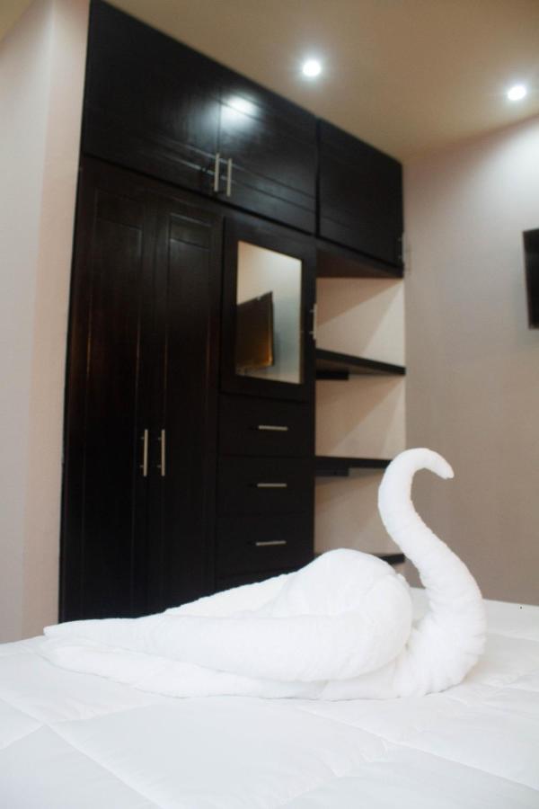 Apartamentos Michael ปาเลงเก ภายนอก รูปภาพ